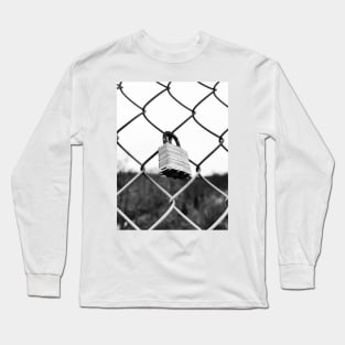 Lovelock on Fence Long Sleeve T-Shirt